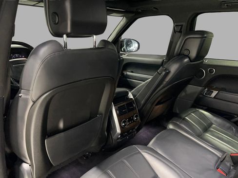 Used 2019 Land Rover Range Rover Sport HSE image 14