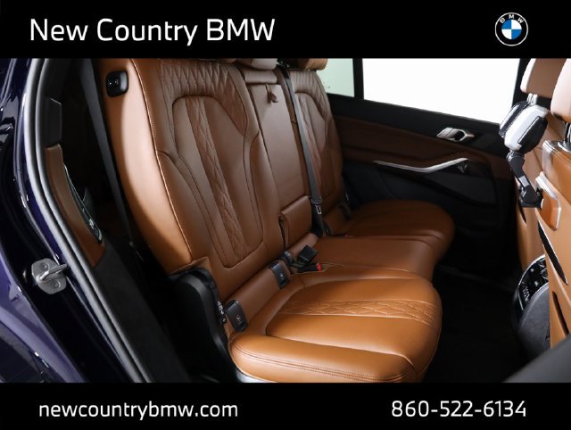 Used 2026 BMW X7 M60i AWD/4WD image 40