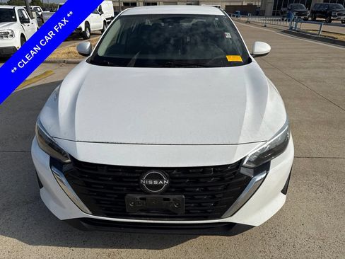 Used 2025 Nissan Sentra S FWD image 2