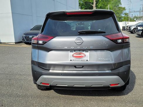 Used 2023 Nissan Rogue SV AWD/4WD image 7