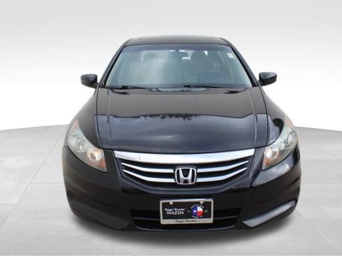 Used 2011 Honda Accord EX image 2