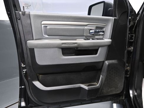 Used 2019 RAM 1500 Big Horn AWD/4WD image 10
