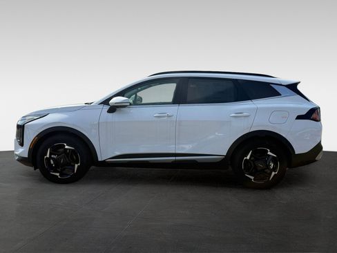 Used 2026 Kia Sportage LX AWD/4WD image 8