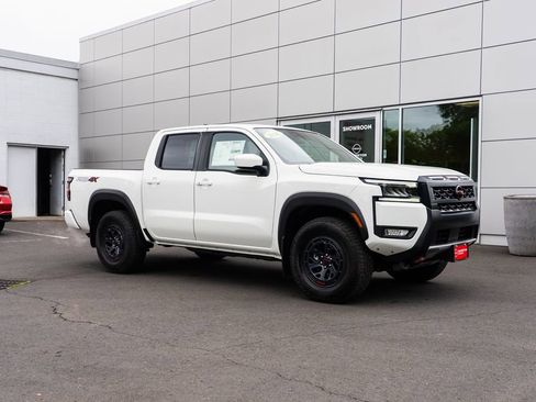 New 2026 Nissan Frontier PRO-4X w/ Tow Package AWD/4WD image 30