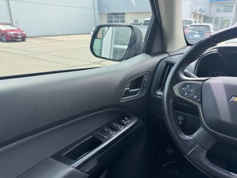Used 2021 Chevrolet Colorado Z71 AWD/4WD image 25