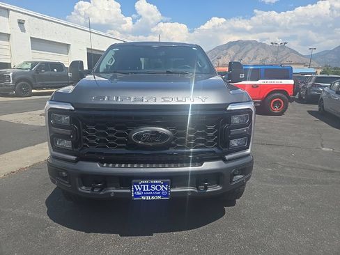 Used 2026 Ford F350 Lariat w/ Black Appearance Package AWD/4WD image 2