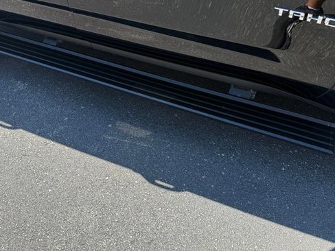 Used 2021 Chevrolet Tahoe High Country AWD/4WD image 13