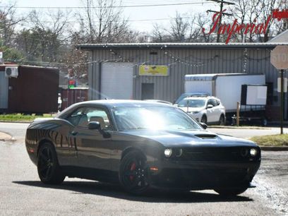 Used 2018 Dodge Challenger SRT w/ Technology Group