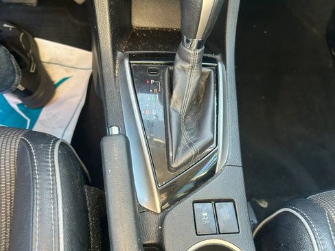 Used 2016 Toyota Corolla S image 17