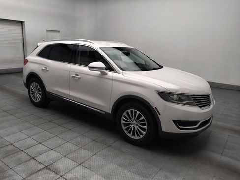 Used 2017 Lincoln MKX Select w/ Select Plus Package FWD image 11