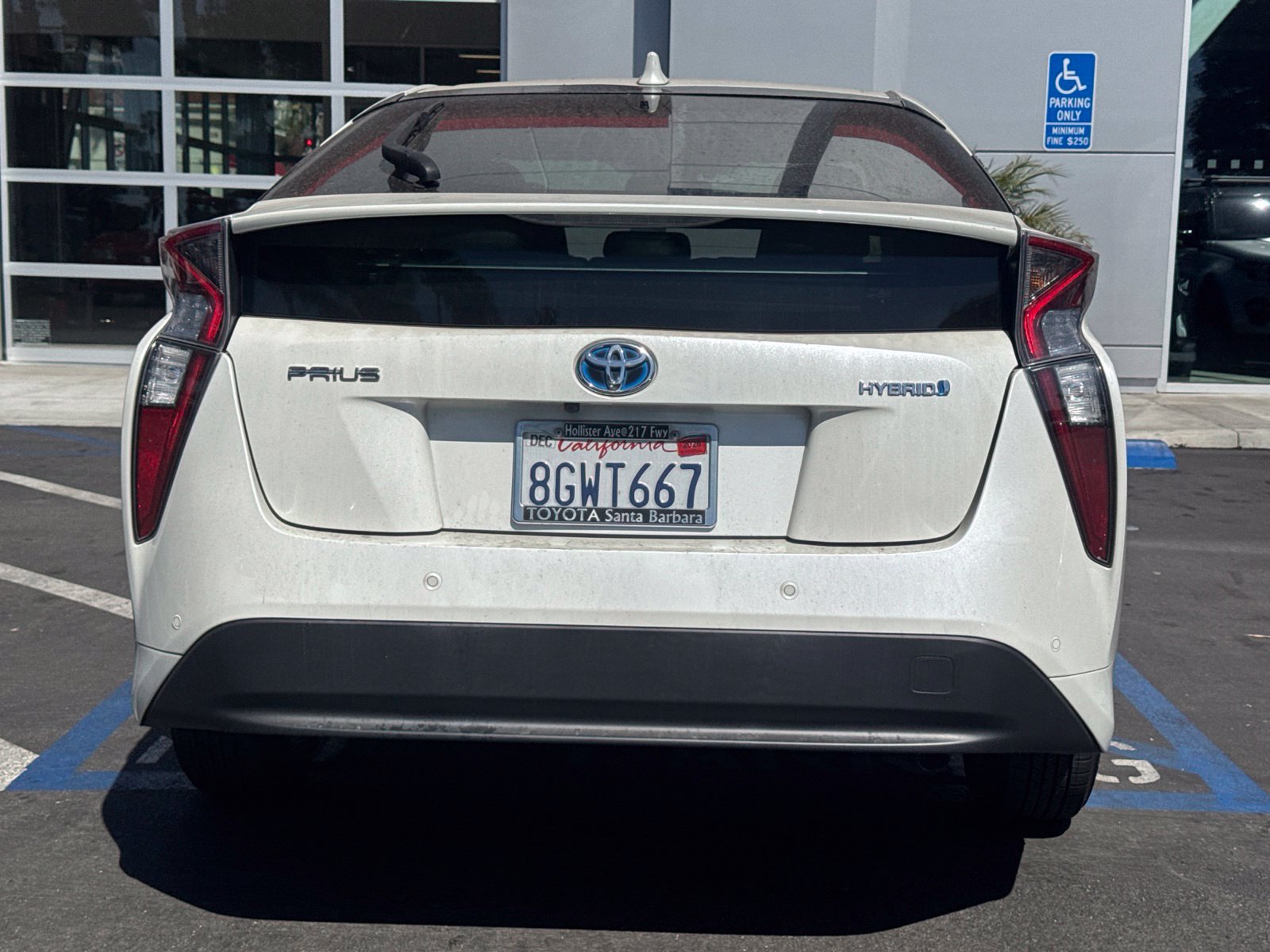 Used 2018 Toyota Prius Four w/ Advanced Technology Package FWD image 4