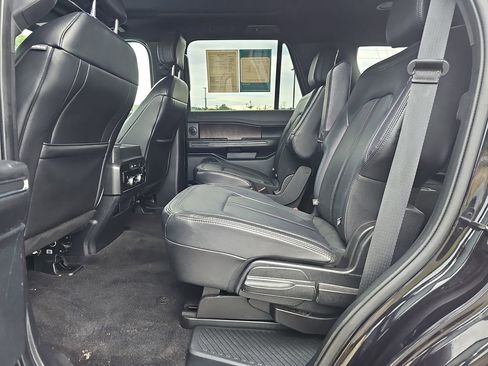 Used 2020 Ford Expedition Limited AWD/4WD image 20