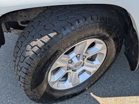 Used 2023 Toyota 4Runner SR5 Premium image 21