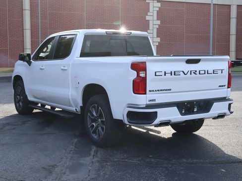 Used 2022 Chevrolet Silverado 1500 RST AWD/4WD image 7