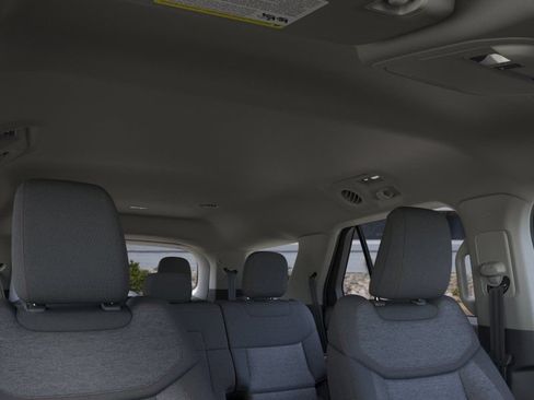 Used 2026 Ford Explorer Active AWD/4WD image 22
