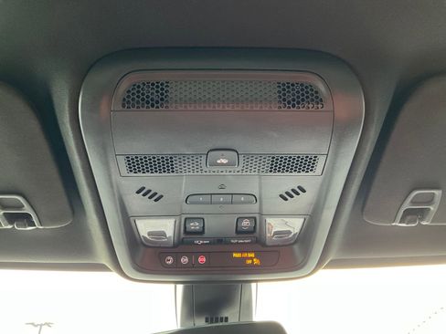 Certified 2022 Cadillac XT5 Premium Luxury w/ LPO, Floor Liner Package image 22