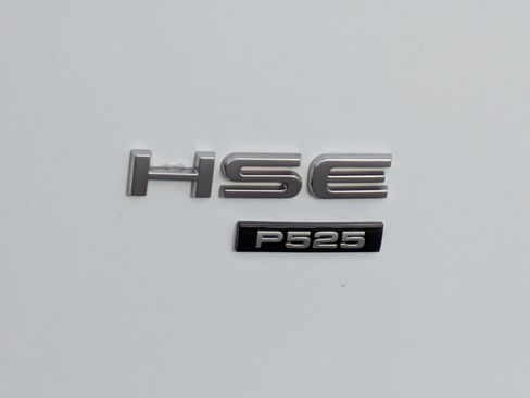 Used 2022 Land Rover Range Rover P525 Westminster Edition image 33