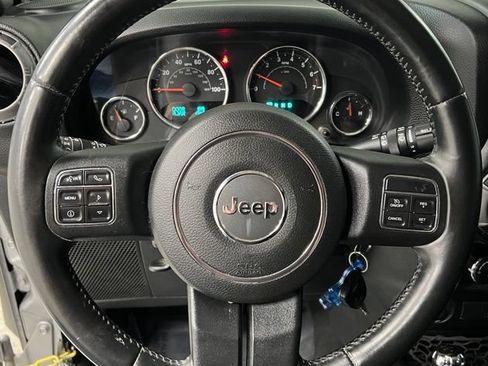 Used 2015 Jeep Wrangler Unlimited Sport w/ Quick Order Package 24S AWD/4WD image 23