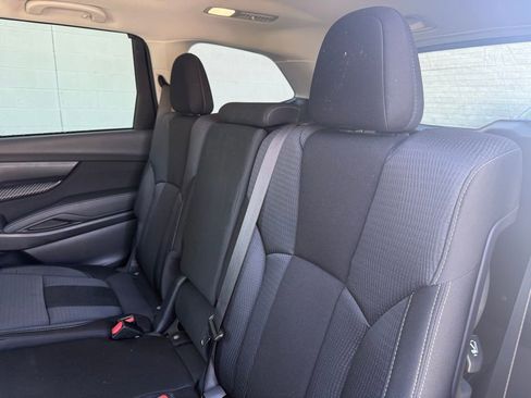 Certified 2025 Subaru Ascent Premium image 25