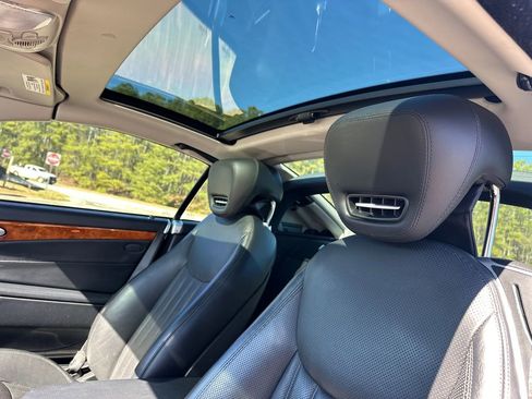 Used 2009 Mercedes-Benz SL 550 image 26