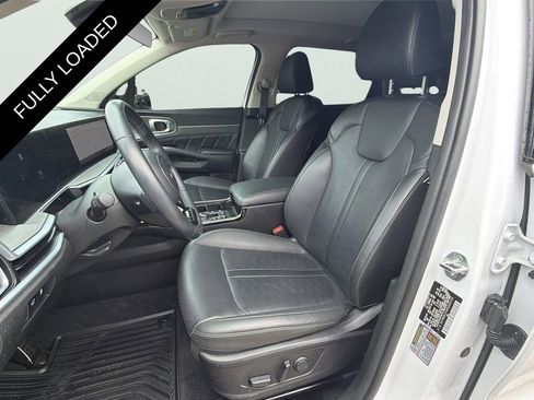 Used 2024 Kia Sorento SX image 9