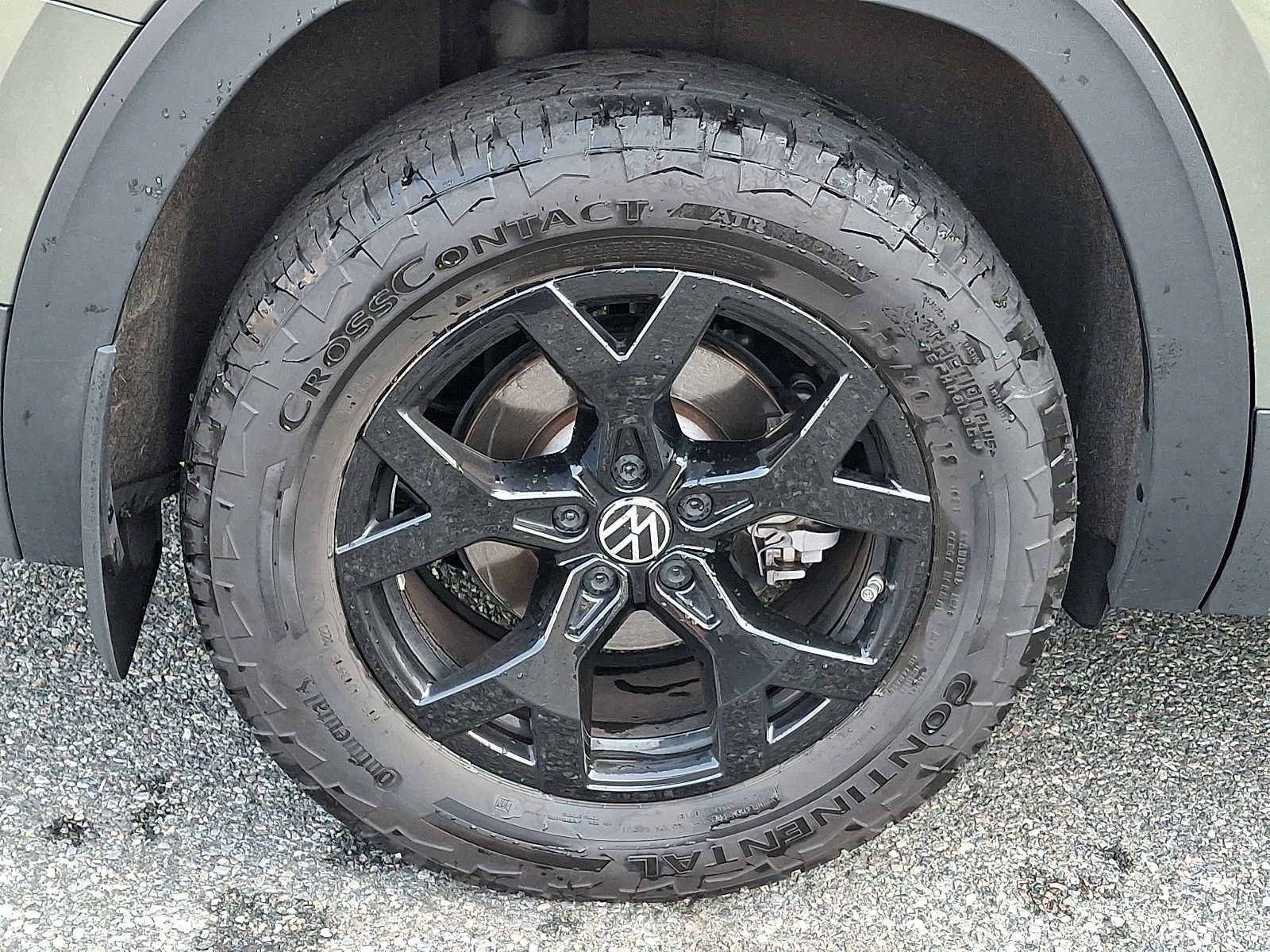 Certified 2024 Volkswagen Atlas Peak Edition SE AWD/4WD image 7