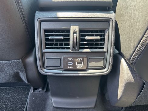 New 2026 Subaru Forester Premium AWD/4WD image 36