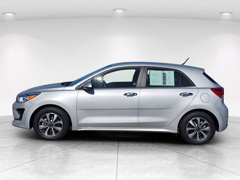 Used 2023 Kia Rio S w/ Technology Package FWD image 3