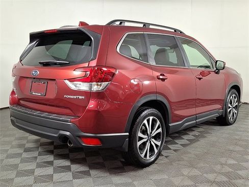 Certified 2023 Subaru Forester Limited image 6