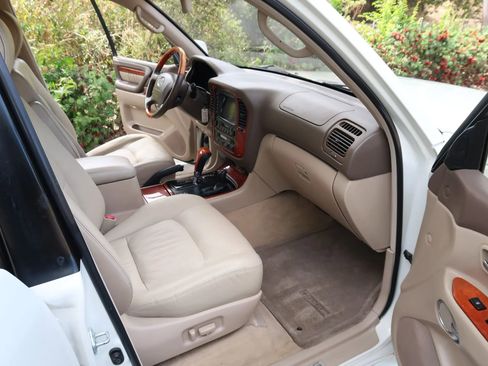 Used 2001 Lexus LX 470 4WD image 29