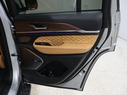 Used 2022 Jeep Grand Cherokee Summit w/ Adv Protech Group IV image 22