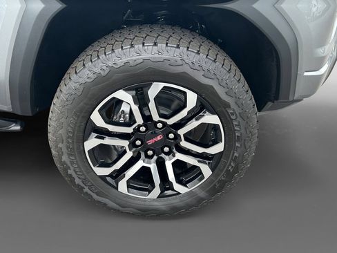 New 2026 GMC Canyon AT4 w/ Nightfall Edition AWD/4WD image 8
