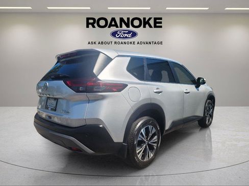 Used 2023 Nissan Rogue SV AWD/4WD image 9