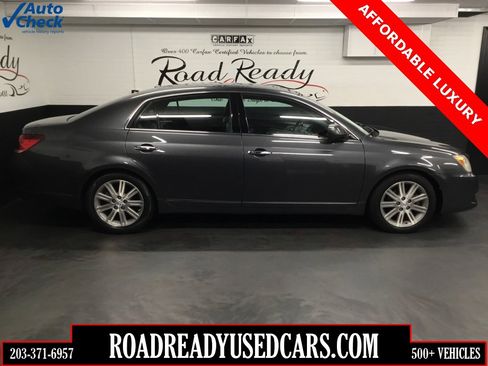 Used 2009 Toyota Avalon Limited image 1