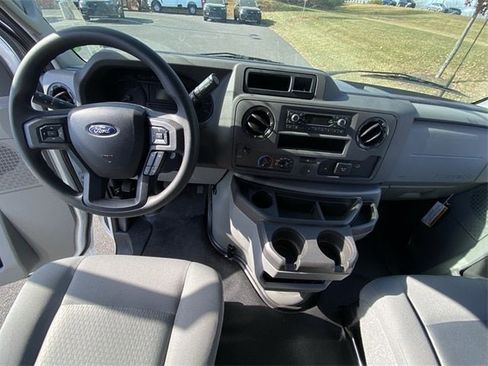 New 2025 Ford E-350 and Econoline 350 Super Duty w/ Interior Upgrade Package image 31