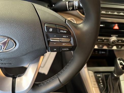 Used 2019 Hyundai Elantra Value Edition image 11