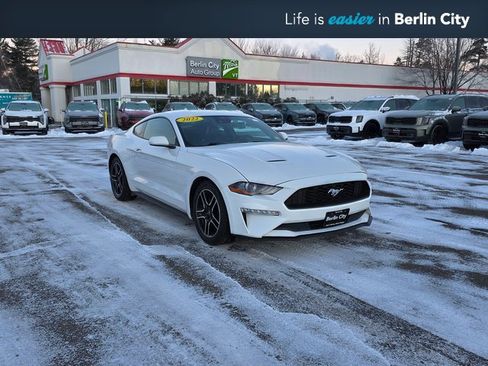 Used 2022 Ford Mustang Premium image 1