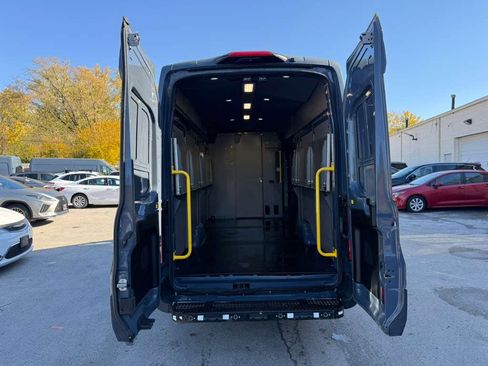 Used 2020 Ford Transit 250 148 High Roof Extended image 31