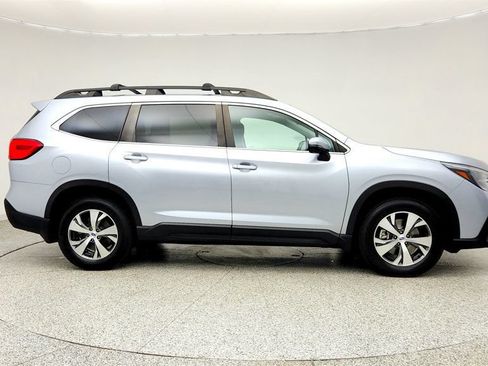 Used 2023 Subaru Ascent Premium w/ Convenience Package AWD/4WD image 4