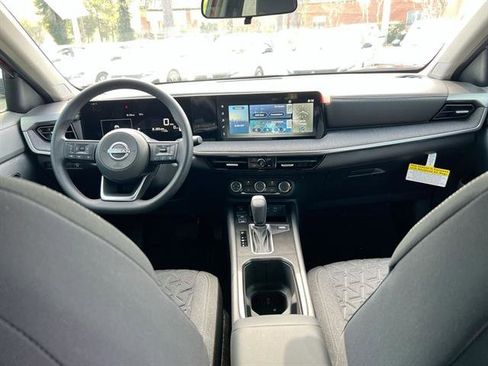 New 2025 Nissan Kicks SV image 35