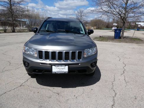Used 2013 Jeep Compass Latitude w/ Sun/Sound Group image 2