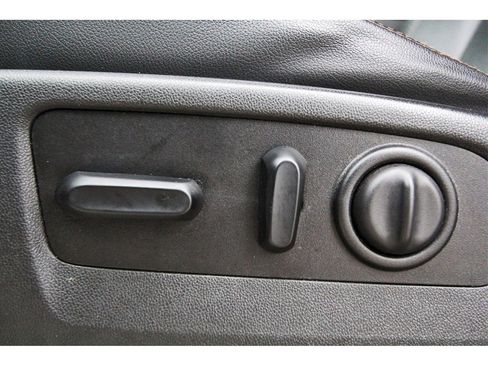 Used 2020 GMC Sierra 1500 AT4 w/ AT4 Premium Package image 24