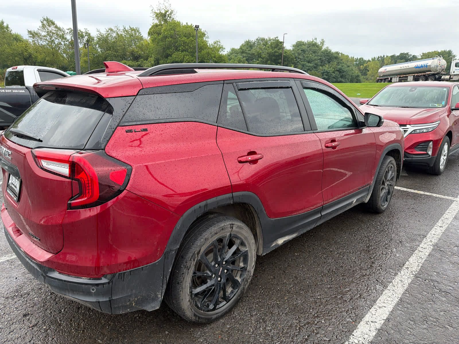 Used 2023 GMC Terrain SLE w/ Driver Convenience Package AWD/4WD image 24