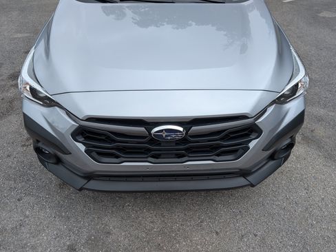 Used 2024 Subaru Crosstrek 2.0i Premium AWD/4WD image 11