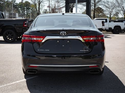Used 2016 Toyota Avalon Touring image 9