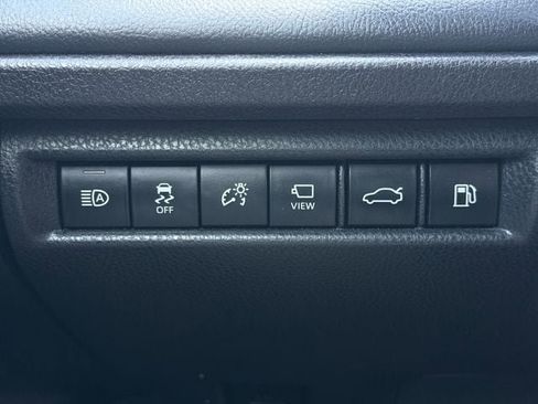 Used 2025 Toyota Camry XSE w/ Premium Plus Package image 23