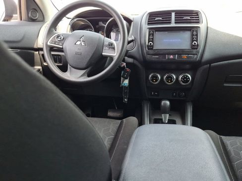 Used 2021 Mitsubishi Outlander Sport ES AWD/4WD image 12
