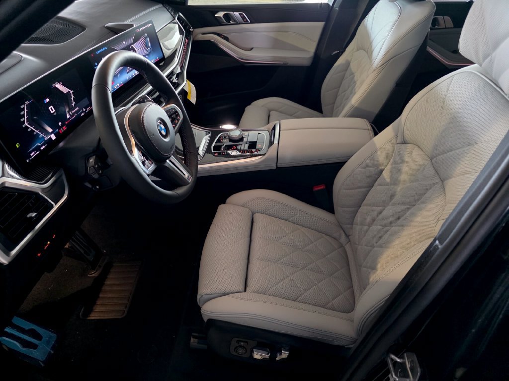 New 2026 BMW X5 M60i w/ Executive Package AWD/4WD image 7