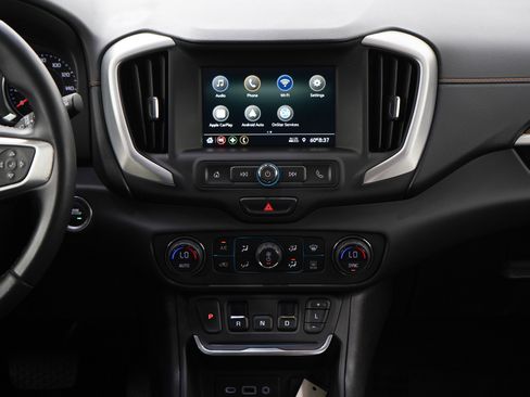 Used 2019 GMC Terrain SLE w/ Driver Convenience Package AWD/4WD image 16