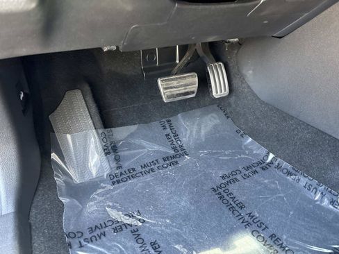 Used 2025 Honda Civic Sport image 16